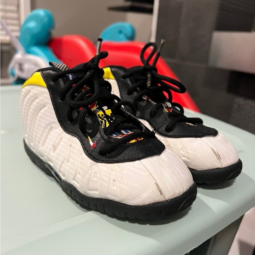 Nike Kids Foam White and Black Sneakers with Yellow Accents